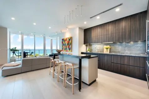 100 S Pointe Drive Miami Beach FL 33139