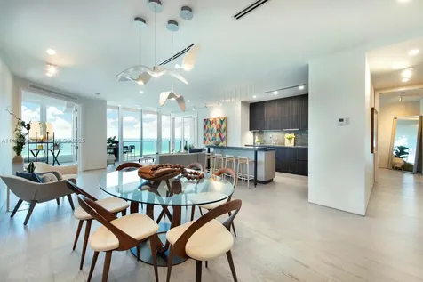 100 S Pointe Drive Miami Beach FL 33139
