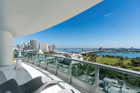 900 Biscayne Boulevard Miami FL 33132