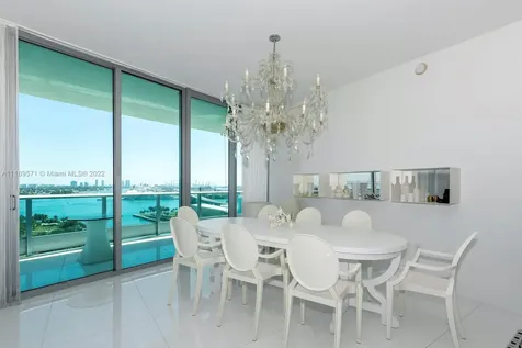 900 Biscayne Boulevard Miami FL 33132