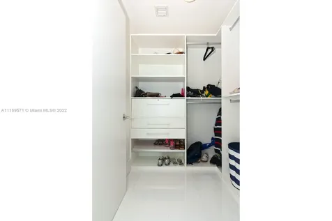 900 Biscayne Boulevard Miami FL 33132