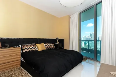 900 Biscayne Boulevard Miami FL 33132