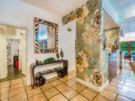 365 Harbor Court Key Biscayne FL 33149