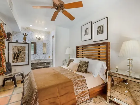 365 Harbor Court Key Biscayne FL 33149
