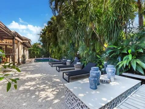 365 Harbor Court Key Biscayne FL 33149