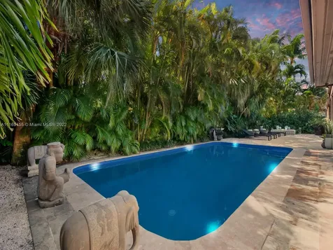 365 Harbor Court Key Biscayne FL 33149