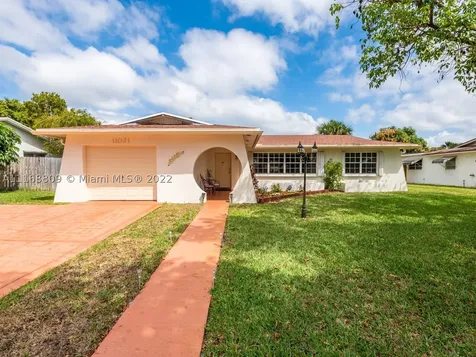 11021 Taft Street Pembroke Pines FL 33026