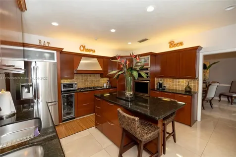 9855 SW 89th Court Miami FL 33176