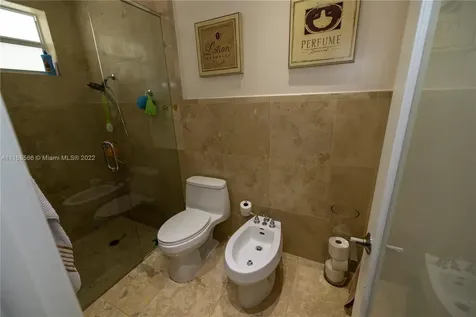 9855 SW 89th Court Miami FL 33176