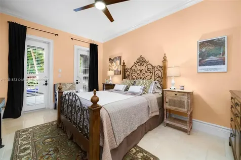 8560 SW 52nd Avenue Miami FL 33143