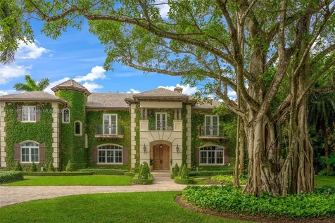 8560 SW 52nd Avenue Miami FL 33143