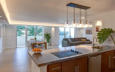 5 Island Avenue Miami Beach FL 33139