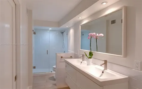 5 Island Avenue Miami Beach FL 33139