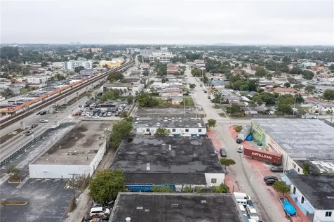 1040 E 26th Street Hialeah FL 33013