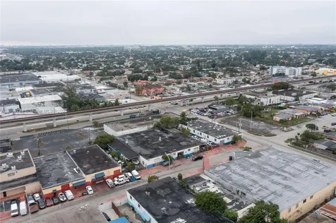 1040 E 26th Street Hialeah FL 33013