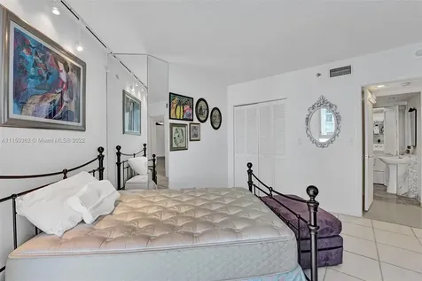 16485 Collins Avenue Sunny Isles Beach FL 33160