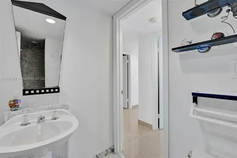 16485 Collins Avenue Sunny Isles Beach FL 33160