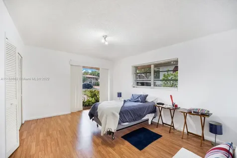 85 W Shoredr Miami FL 33133