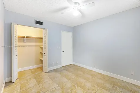 7937 Camino Circle Miami FL 33143