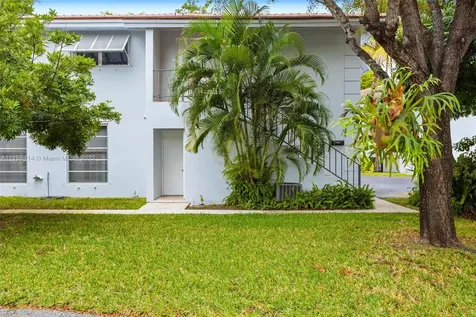 7937 Camino Circle Miami FL 33143