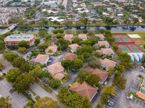 7937 Camino Circle Miami FL 33143