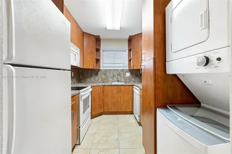 7937 Camino Circle Miami FL 33143