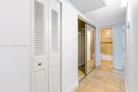 7937 Camino Circle Miami FL 33143