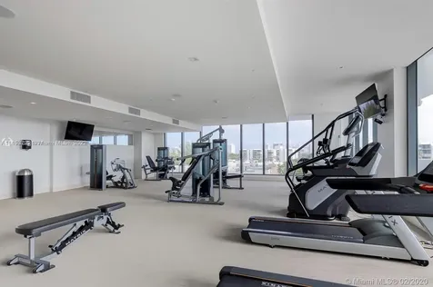 2960 NE 207th Street Aventura FL 33180