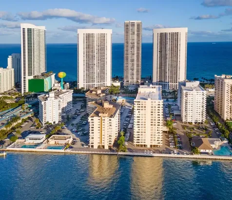 1830 Ocean Drive Hallandale Beach FL 33009