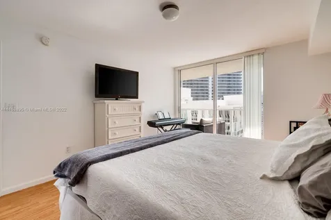 1200 Brickell Bay Drive Miami FL 33131