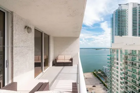 1200 Brickell Bay Drive Miami FL 33131