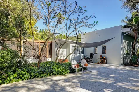 6050 SW 109th Street Pinecrest FL 33156