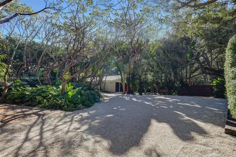 6050 SW 109th Street Pinecrest FL 33156