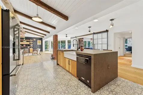 6050 SW 109th Street Pinecrest FL 33156