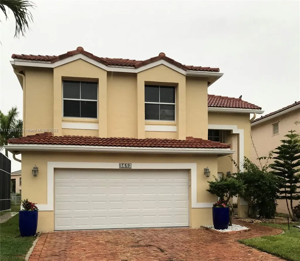 3452 NW 110th Way Coral Springs FL 33065