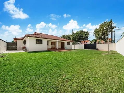 11471 SW 28th Street Miami FL 33165