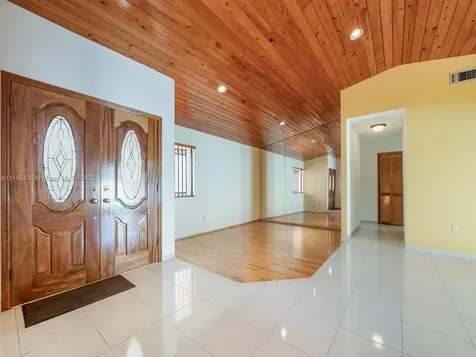 11471 SW 28th Street Miami FL 33165