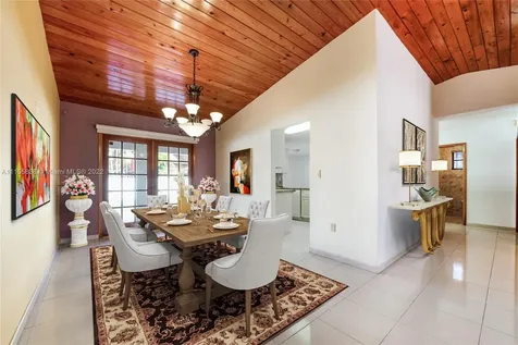 11471 SW 28th Street Miami FL 33165