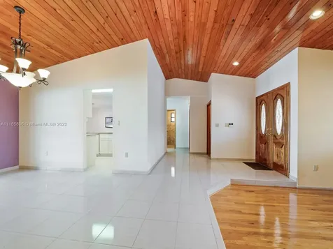 11471 SW 28th Street Miami FL 33165