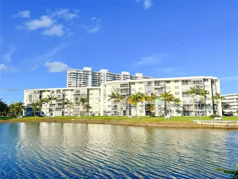 2855 Leonard Drive Aventura FL 33160