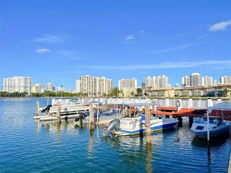 2855 Leonard Drive Aventura FL 33160