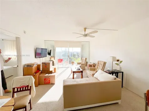 2855 Leonard Drive Aventura FL 33160