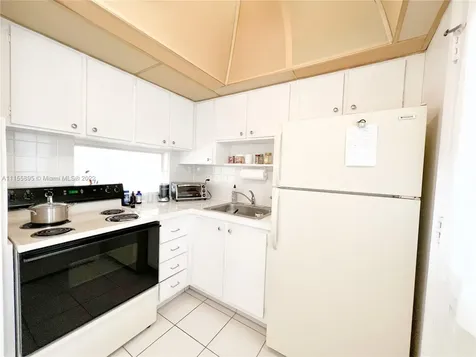 2855 Leonard Drive Aventura FL 33160