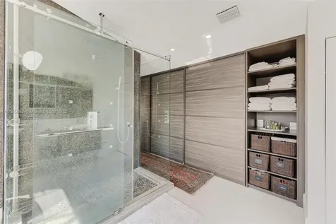 2052 NE 121st Road North Miami FL 33181