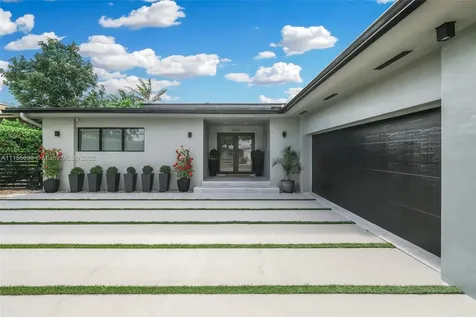 2052 NE 121st Road North Miami FL 33181