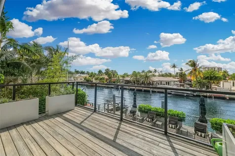 2052 NE 121st Road North Miami FL 33181