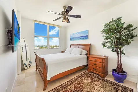 9751 E Bay Harbor Drive Bay Harbor Islands FL 33154