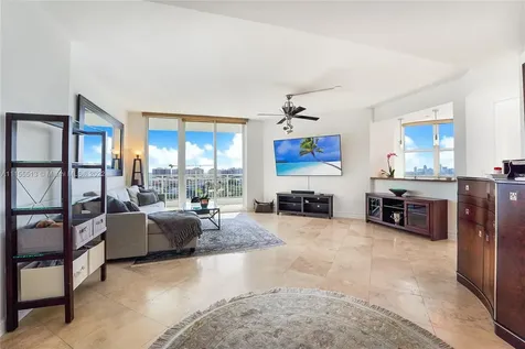 9751 E Bay Harbor Drive Bay Harbor Islands FL 33154