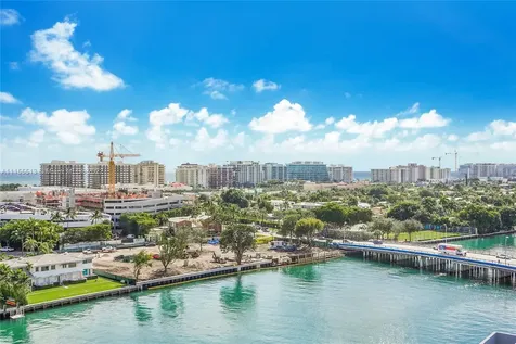 9751 E Bay Harbor Drive Bay Harbor Islands FL 33154