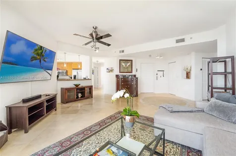 9751 E Bay Harbor Drive Bay Harbor Islands FL 33154